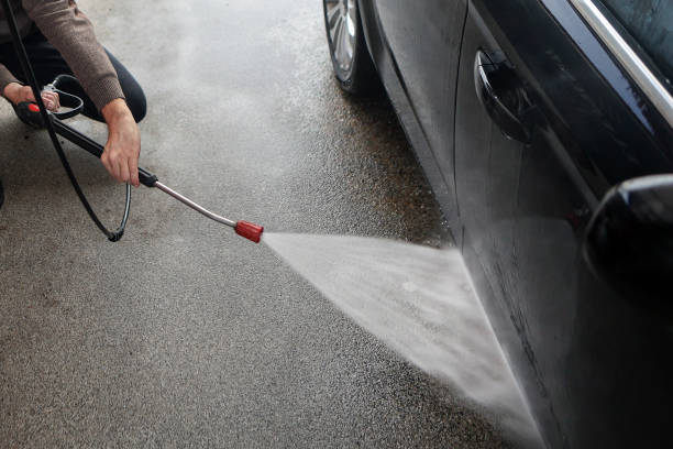 Best Garage Pressure Washing  in Riverside, IA